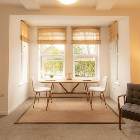 Crescent House Apartments Telford Ngoại thất bức ảnh