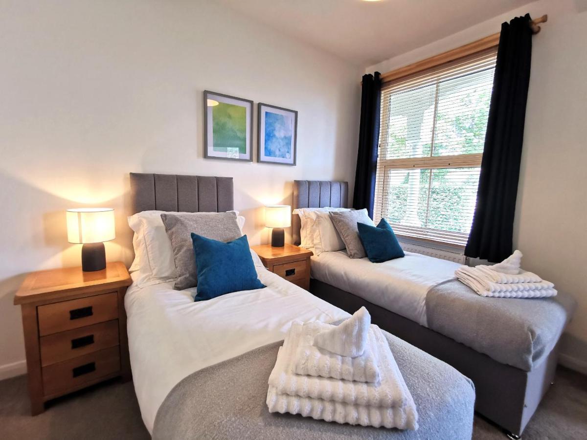 Crescent House Apartments Telford Ngoại thất bức ảnh