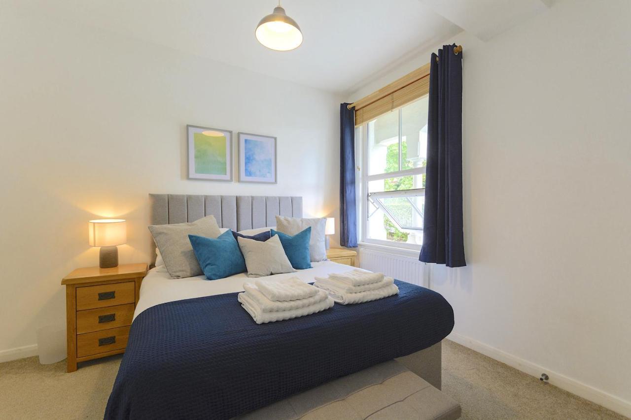 Crescent House Apartments Telford Ngoại thất bức ảnh