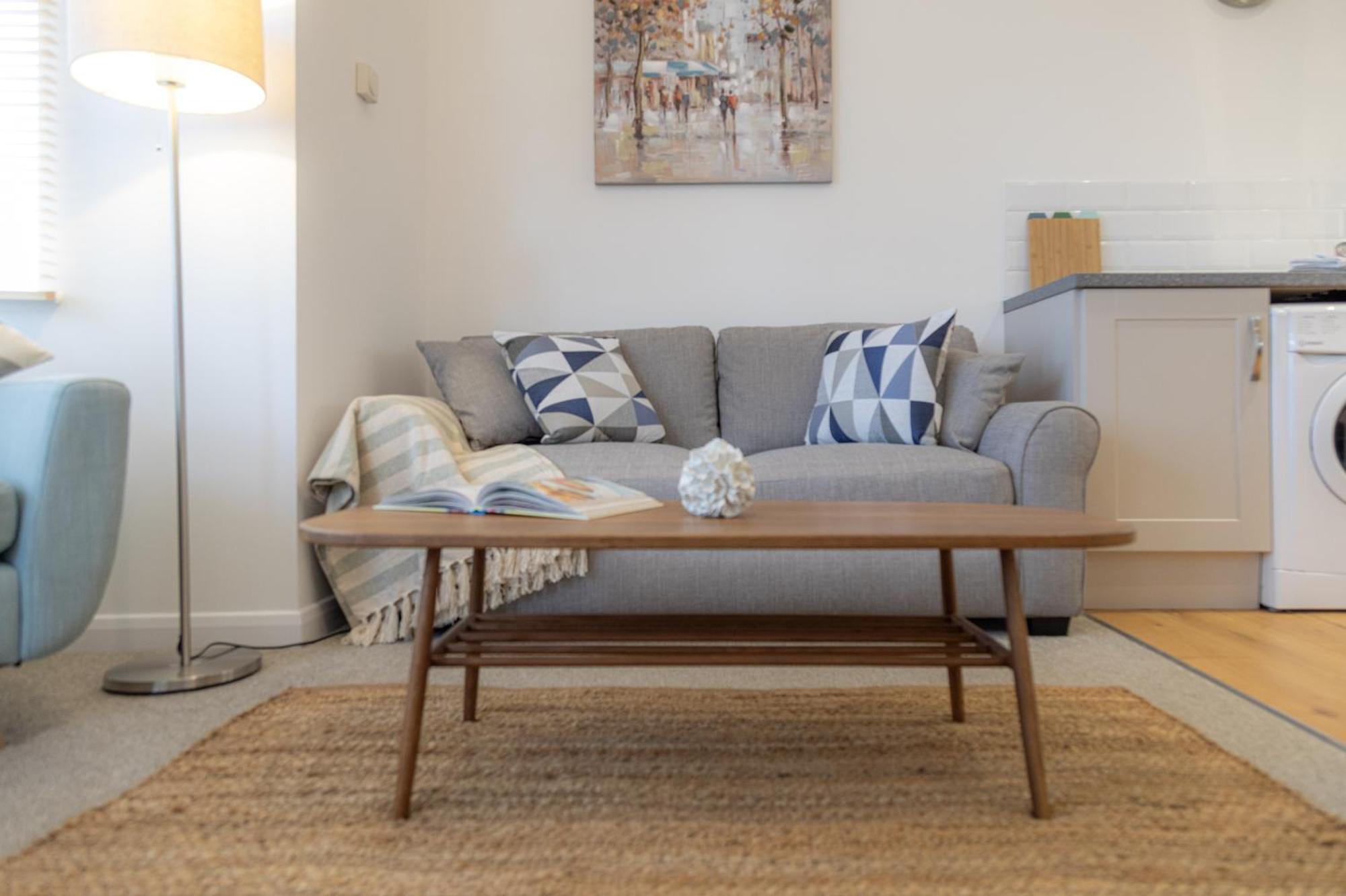 Crescent House Apartments Telford Phòng bức ảnh