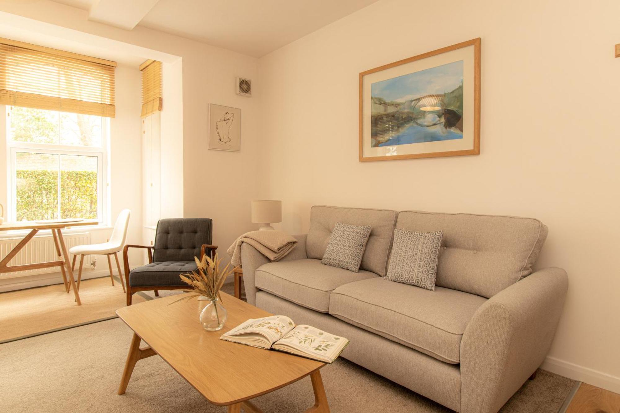 Crescent House Apartments Telford Phòng bức ảnh