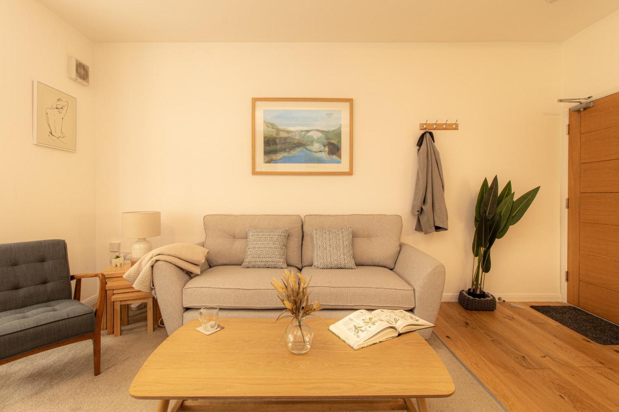 Crescent House Apartments Telford Phòng bức ảnh