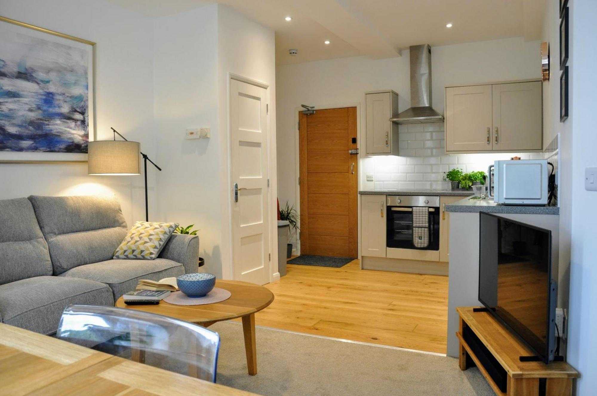 Crescent House Apartments Telford Phòng bức ảnh